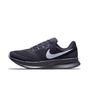 nike run swift all black